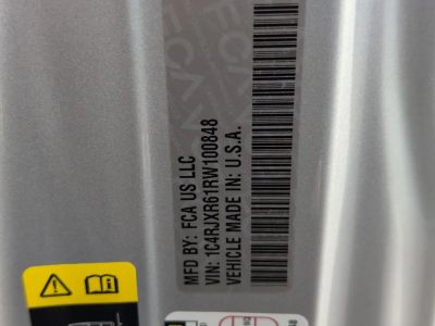 2024 Jeep Wrangler — photo 28 view