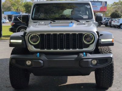2024 Jeep Wrangler — photo 8 view