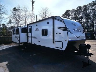 2026 Jayco Jay Flight SLX — front three-quarter view