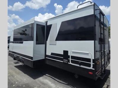 2026 Brinkley RV Model I - Photo 3
