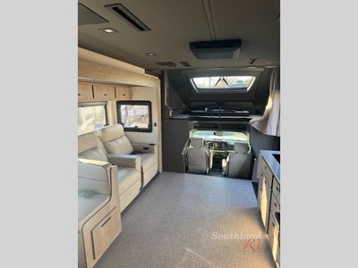 2026 Grand Design Lineage Series F - Photo 8
