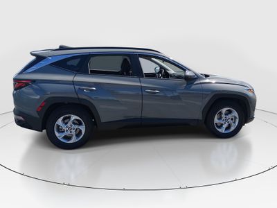 2024 Hyundai Tucson — photo 8 view
