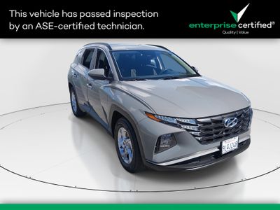 2024 Hyundai Tucson SEL FWD — front three-quarter view
