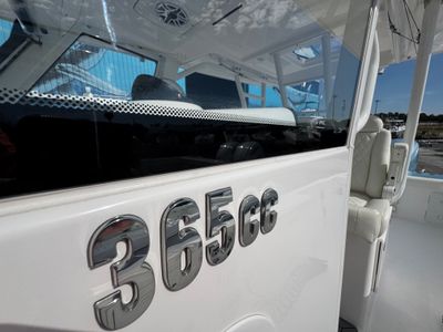 2021 Everglades 365 CC - Photo 31