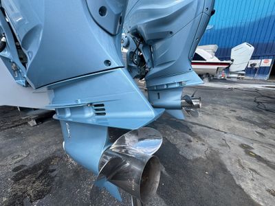 2021 Everglades 365 CC - Photo 15