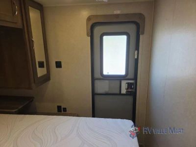2019 Palomino Puma — photo 26 view