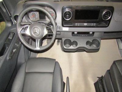 2026 Thor Motor Coach CHATEAU SPRINTER - Photo 2