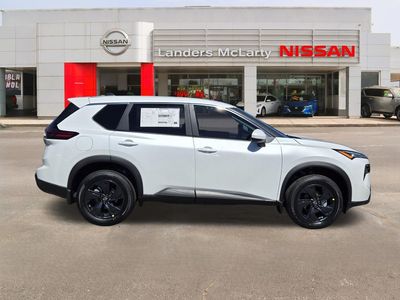 2026 Nissan Rogue - Photo 2