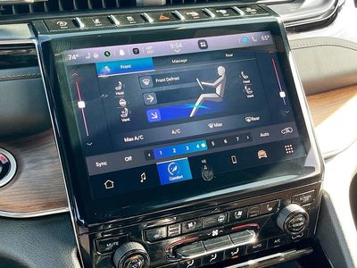 2024 Jeep Grand Cherokee - Photo 16