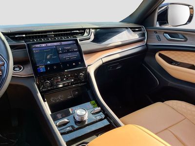 2024 Jeep Grand Cherokee - Photo 25