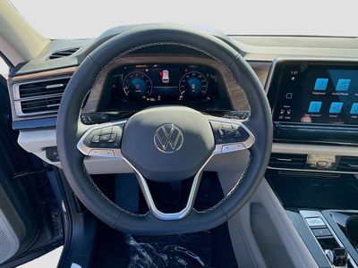 2026 Volkswagen Atlas — photo 10 view