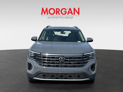 2026 Volkswagen Atlas — side profile view