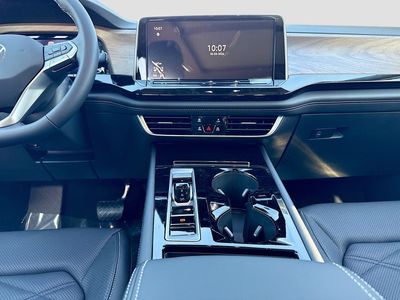 2026 Volkswagen Atlas — photo 18 view