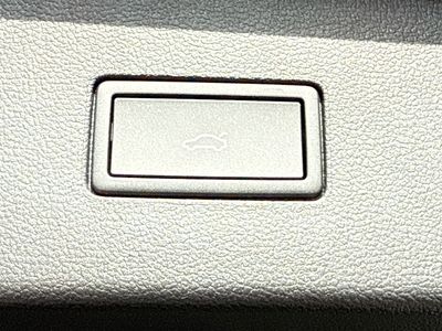 2026 Volkswagen Atlas — photo 12 view