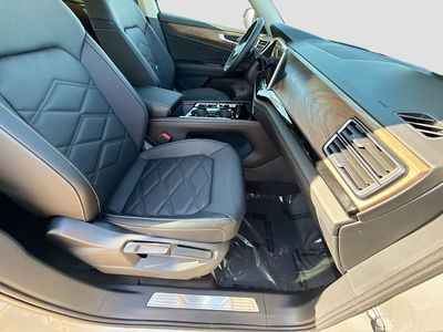 2026 Volkswagen Atlas — photo 14 view