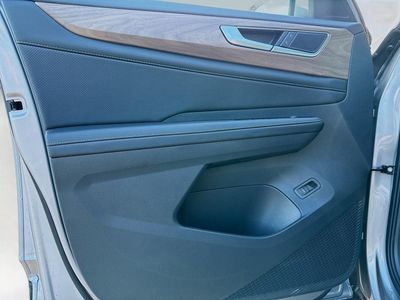 2026 Volkswagen Atlas — photo 21 view
