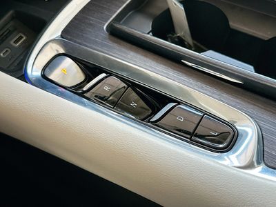 2022 Buick Enclave — photo 16 view