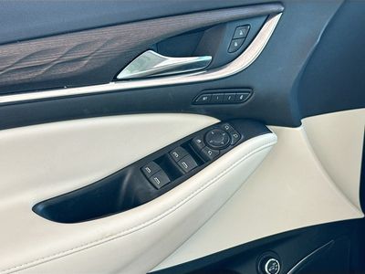 2022 Buick Enclave — photo 17 view
