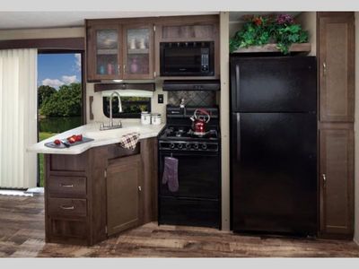 2017 Forest River RV Puma — photo 19 view
