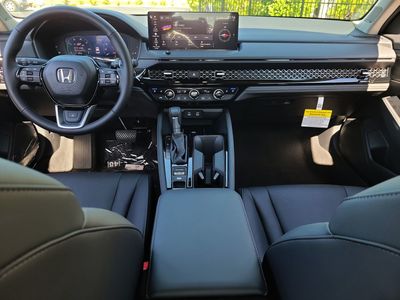 2026 Honda Accord Hybrid - Photo 14