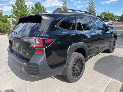 2022 Subaru Outback — detail view