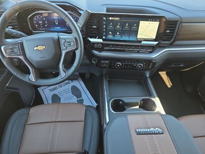 2026 Chevrolet Silverado 2500HD — photo 14 view