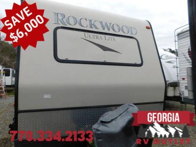 2013 Forest River Rockwood Ultra Lite 2604WS — front three-quarter view