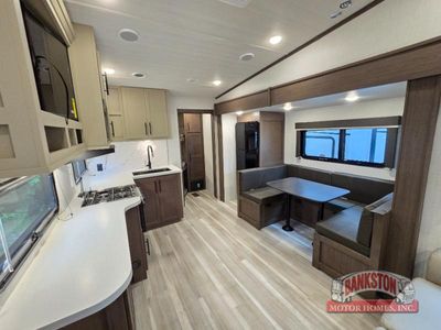 2026 Cougar Sport 2700BH — photo 34 view