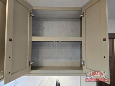 2026 Cougar Sport 2700BH — photo 15 view