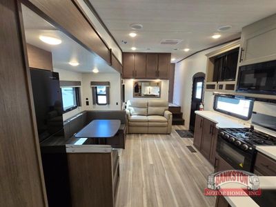 2026 Cougar Sport 2700BH — photo 21 view