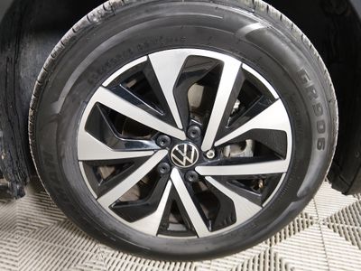 2024 Volkswagen Jetta — photo 10 view