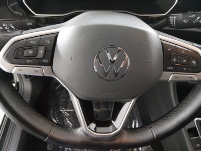 2024 Volkswagen Jetta — photo 12 view