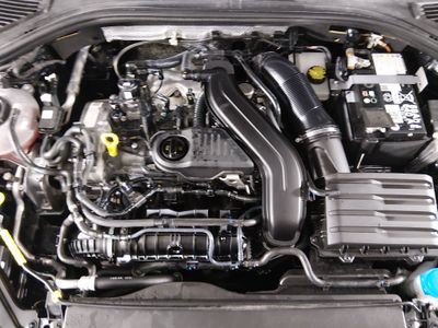 2024 Volkswagen Jetta — photo 9 view