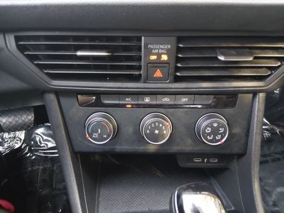 2024 Volkswagen Jetta — photo 18 view
