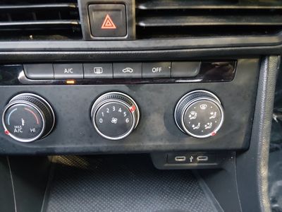 2024 Volkswagen Jetta — photo 20 view