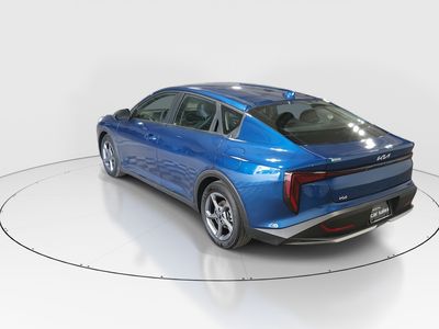 2025 Kia K4 - Photo 5