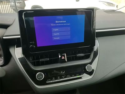 2025 Toyota Corolla - Photo 17