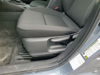 2025 Toyota Corolla - Photo 12