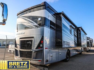 2026 Tiffin Motorhomes Phaeton - Photo 2