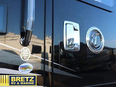 2026 Tiffin Motorhomes Phaeton - Photo 9