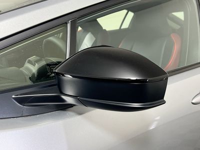 2026 Toyota Prius Plug-In Hybrid - Photo 10