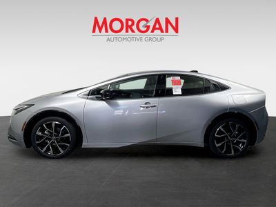 2026 Toyota Prius Plug-In Hybrid - Photo 6