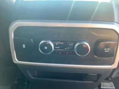 2024 Ford Expedition Max — photo 14 view