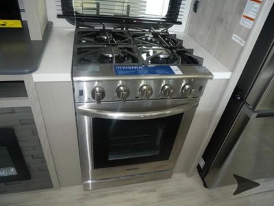 2024 Keystone RV Alpine - Photo 14