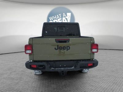 2026 Jeep Gladiator — detail view