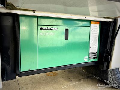 2017 Winnebago Navion - Photo 27