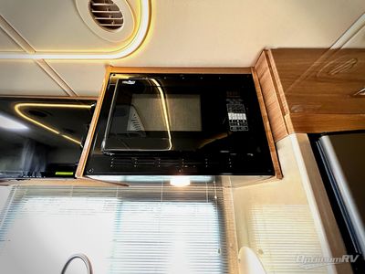 2017 Winnebago Navion - Photo 13