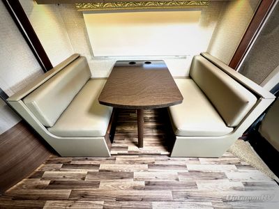 2017 Winnebago Navion - Photo 11
