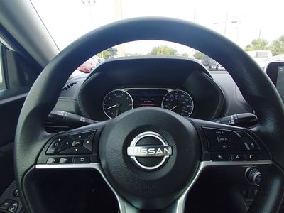 2024 Nissan Sentra — photo 12 view