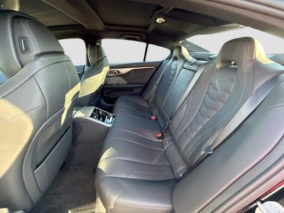 2026 BMW 8 Series - Photo 22